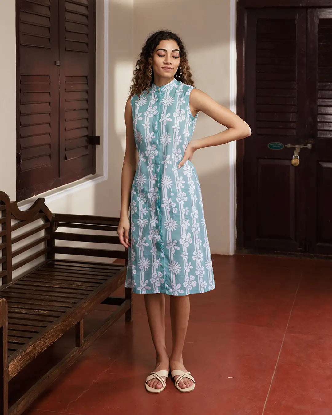 We love our high low hem Ikkat Jacket.. Team it up with a sleeveless tee  and pallazos and you are r… | Kurta neck design, Trendy dress outfits,  Cotton kurti designs